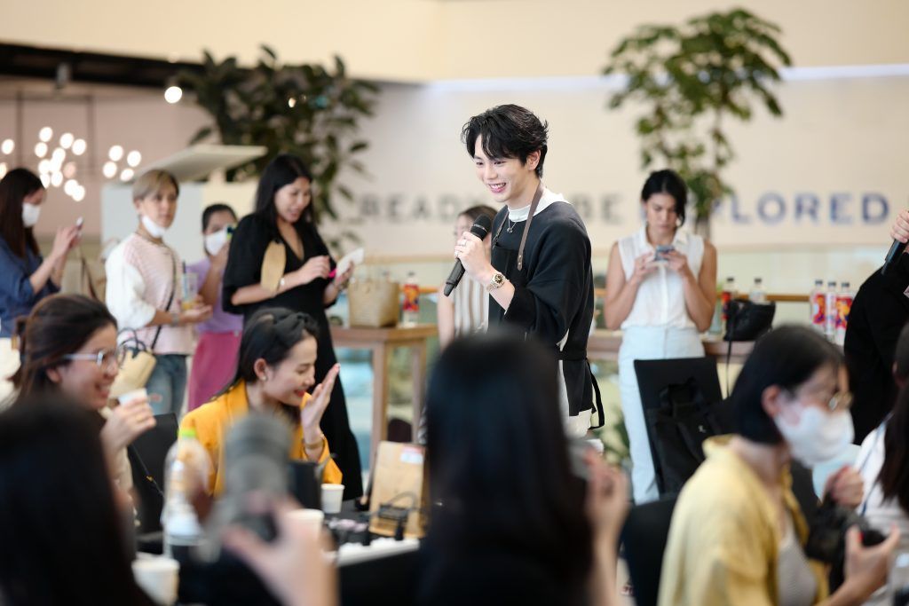Poompat "Up" Iam-samang interacts with guests at Coffee Prince' Hand-drip Coffee Workshop