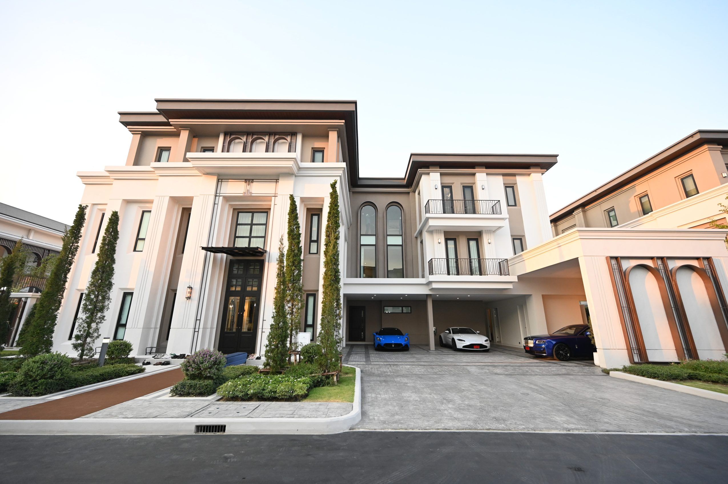 Sample House CINQ ROYAL Krungthep Kreetha by Asset Five